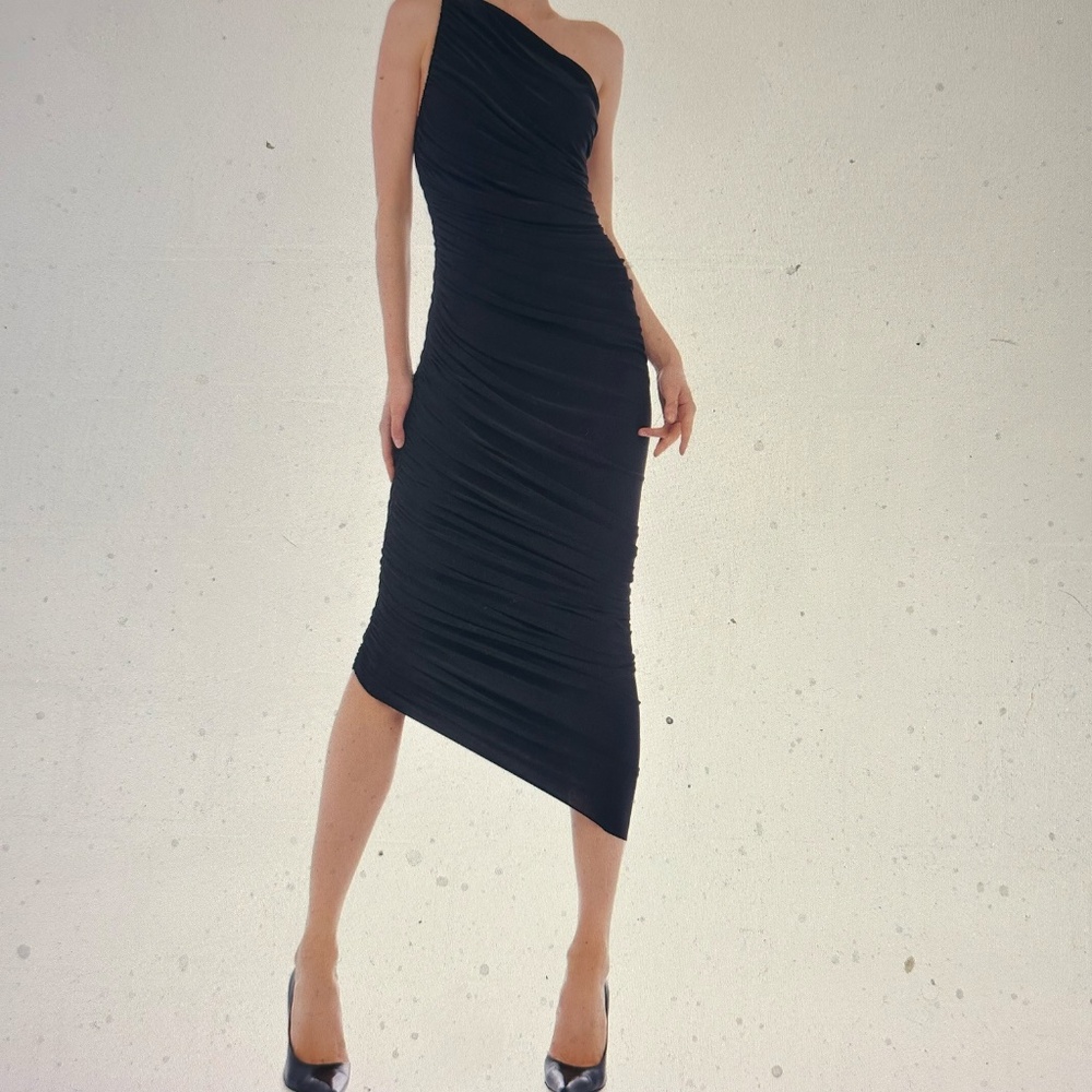 Norma Kamali Diana gown dress maxi BLACK one shoulder ruched  sz S